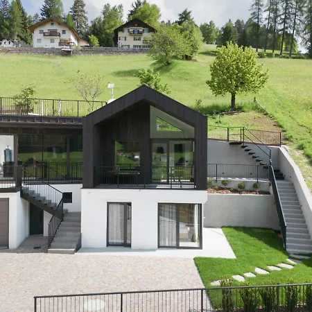 Rames Chalet